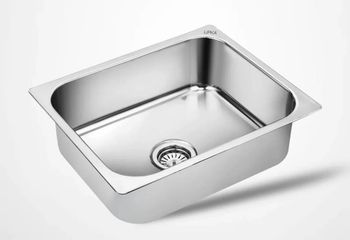 Single Bowl Sink Stainless Steel Kitchen Sinks Color Silver Drainer Is Attached Yes Material Stainless Steel Sink Type Single Bowl - Kamla Traders - India