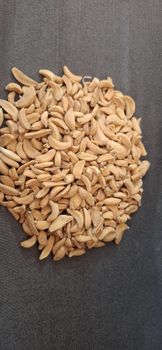 Garlic Flake - FOURTEEN FOODS PVT .LTD - India