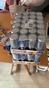 Fast Delivery Imported Brand Strong Flavored Taurine Drink Redbull 250ml 24 Cans Energy Drinks - PLANETE COMMERCE - France