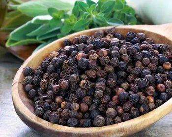 Bulk ALL GRADES BLACK PEPPER Pepper Wholesale High Quality 500 G/L 550 G/L Vietnam Origin