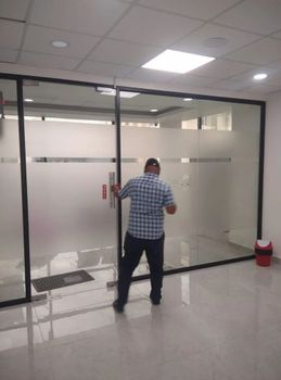 5MM Aluminium Partitions Design any Height any Thickness 5MM Insulation no Material glass Finishing glossy Open Style - Capital Glass Private Limited - India