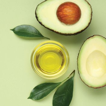 Premium Avocado Oil 100% Pure Natural Cold Pressed High Quality Cooking Skin Hair Care Bulk Supply Healthy Oil - agroturaspzoo - Poland
