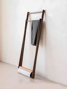 Eco-Friendly Solid Wood Hangers Are Suitable for The Hotel MOQ 200PCS Origin China OEM/ODM Acceptale Trademark JIAMUJIA Model NO. - Qingdao Jiamujia Wood Industry Co., Ltd. - China