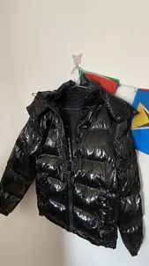 Wholesale Coats Men Short Down Jackets Loose Women Puffer Jackets Down Parkas - Yiwu Golden Trading Firm - China