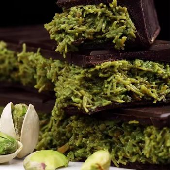High Quality Dubai Pistachio Chocolate Grade A Shelf Life 2 - W&E HOLDING BV - Netherlands