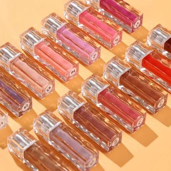 Customized Makeup Hydrating Lip Glaze Gloss Moisturizing Pigment Lip Gloss - Shenzhen Huazhong Sun May Technology Co., Ltd - China