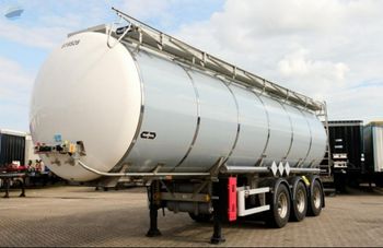 Oil Tankers -  Dinayen Enterprise Management  - China