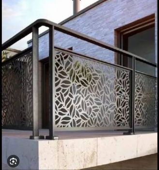 Polished Steel Railings, For Home Gauge 18 Design Panel Color Silver Position Balcony I Deal In New Only Material Grade SS - Harman Enterprises - India
