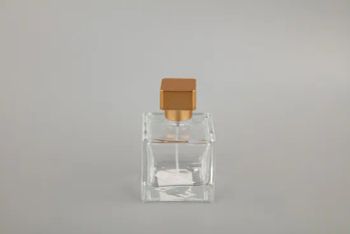 Chinese Supplier Round Bottles 30ml Empty Glass Perfume Bottles Spray Ravel Airline Disposable Hotel Supplies Portable Parfum Toiletry with Clear Metal - Jinhua Allies Import and Export Co., Ltd. - China