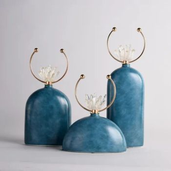 Chinese Style Blue Base Table Display with Metal and Crystal Decoration Ceramic Crafts for Room Decoration - Ningbo Zhuodi Trading Co., Ltd. - China