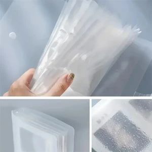 Elegant Plastic Presentation Folder for Business Cards and Credit Card Organization - Wenzhou Qiepai Stationery Co., Ltd. - China