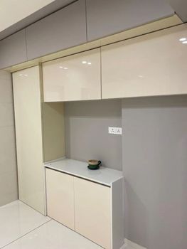 Wooden L-shape Modern Acrylic Glass Modular Kitchen Material Wooden Appearance Modern Kitchen Design L-Shape Finish Type Powder - Gujarat Profile - India