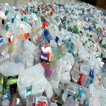 Fresh Hot washed 100% clear PET bottle scrap / PET flakes white / recycled PET Resin - VERTEX TRADING LIMITED - United Kingdom