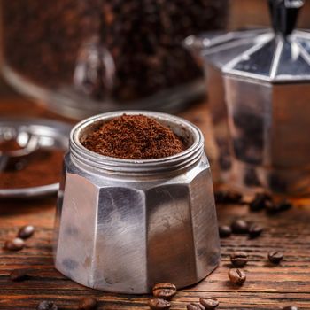 Premium Quality Roasted Arabica Coffee Beans Wholesale Organic Green Premium Grade 60 Kg 18 COMMON Cultivation - HIGHLAND TROPICO COFFEE COMPANY LIMITED - Vietnam