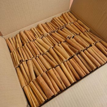 VIETNAM CINNAMON CASSIA STICK/ BROKEN CINNAMON/ CASSIA VERA CIAGR CASSIA POWDER GROUND ORGANIC BEST PRICE - EXPO COMMODITIES (VIET NAM) COMPANY LIMITED - Vietnam