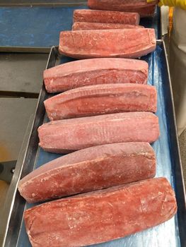YELLOWFIN TUNA - Vitamin LOINS - Skinless, boneless, bloodline off, 2-4 kgs - net weight 90% - Hai Trieu Co., Ltd.,  - Vietnam
