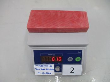 YELLOWFIN TUNA - Saku - Skinless, boneless, bloodline off, "8-12 oz" - net weight 100% - Hai Trieu Co., Ltd.,  - Vietnam