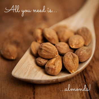 Shelled Almonds from ArcadiaMandorle Shelled Almonds - ArcadiaMandorle - Italy