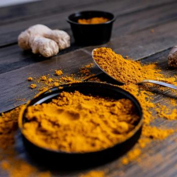 Premium Salem Turmeric Finger 3–5%+ Curcumin | Dried Whole Turmeric - Sahoo Trader - India