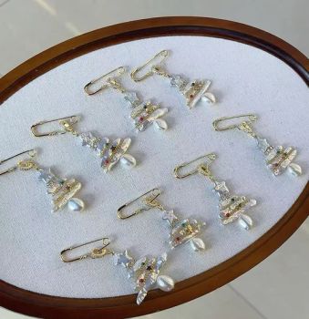 Elegant Handmade Freshwater Baroque Pearl Christmas Tree Brooch and Pendant Combination - ZHUJI YEYI IMPORT AND EXPORT CO., LTD. - China