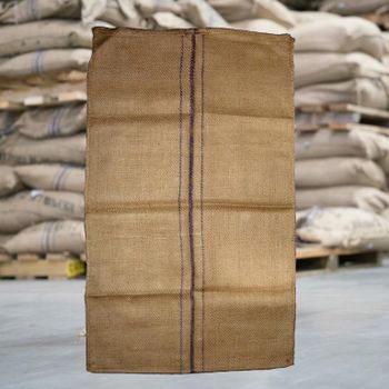 Jute Gunny Bags Place of Origin KENYA Stripes 2 Inches Green Stripe, 3 Blue Stripes, Plain Porter And Shot 11×12, 11×14, 6×7, 6×8, 8×8, 8×9, 9×8 - DABELU ENTERPRISES LIMITED - Kenya
