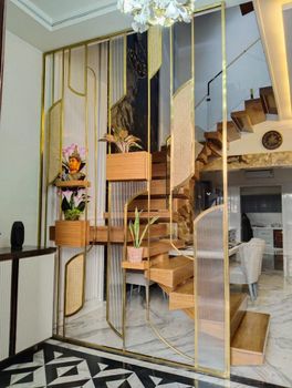 Golden Stainless Steel Partition Ss Living Room, 6 Panels Colour Golden Coating Pvd Coating No. of Panels 6 Panels Material Stainless - Basant Sales Pvt. Ltd. - India