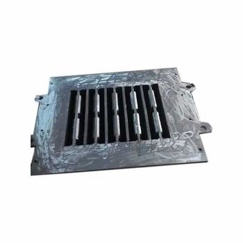 Hollow Blocks Color Grey Design Hollow Shape Rectangle Finish Polished Thickness < 20mm Weight 300-350 kg Mould Material Mild - Shree Chamunda Die & Engineers - India