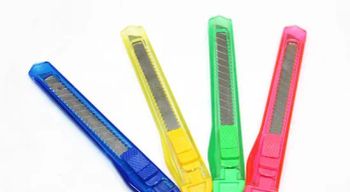Translucent Plastic Utility Knife Office Scissors - Yiwu P&Y Stationery Factory - China