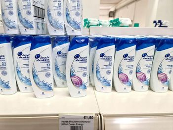 Wholesale Authentic Head & Shoulders Anti Dandruff Shampoo Classic Clean 200ml Professional from PLANETE COMMERCE Wholesale Authentic Head & Shoulders Anti Dandruff Shampoo Classic Clean 200ml Professional - PLANETE COMMERCE - France