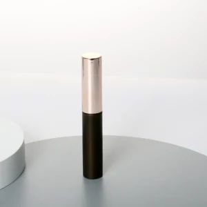 Small Black Color Portable Mascara Container Tube Classic Design Plastic Mascara Tube with Wand - Dongyang Omi Plastic Technology Co., Ltd. - China