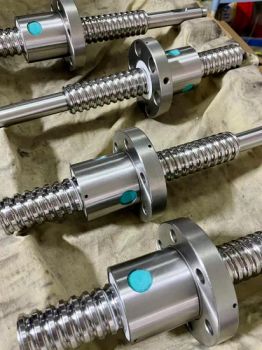 High Precision Ball Screw Series Sfu 1204 Sfu 1605 12mm 16mm Ball Screws - Qidong Sunhorn Machinery Co., Ltd - China