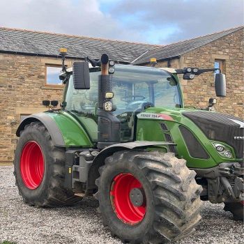Premium Quality Fendt 724 Vario Tractor Buy Today Fast Delivery for Your Farm Machinery Needs Wholesale Deals Available - Smart Agri GmbH - Germany