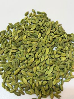 Cardamom - Umza Global - United Arab Emirates