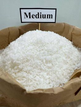 Premium Desiccated Coconut High Fat Low Fat Food Grade Vietnam Bulk Wholesale Supply - Viet D.E.L.T.A Industrial Co.Ltd. - Vietnam