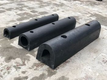 Black H2-RDB-2 D-Type Dock Bumper Color Black Function Protective Design Type D-type Dock Bumper Application Loading Docks, Vehicles, And - Web Tech Solutions - India