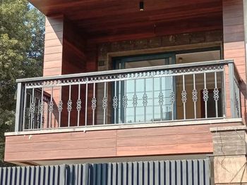 Wrought Iron Balcony Railing, For Home Design Bar Position Balcony Material Wrought iron Usage/Application Home Color As per - Shri Ram Metal Decorators - India