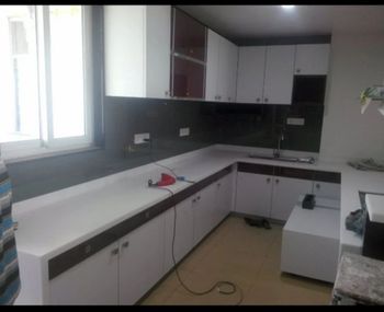 U-Shape Modern Acrylic Modular Kitchen Material Acrylic Appearance Modern Delivery Charges Yes Maintainence Dry Cloth Kitchen Design - Gujarat Profile - India