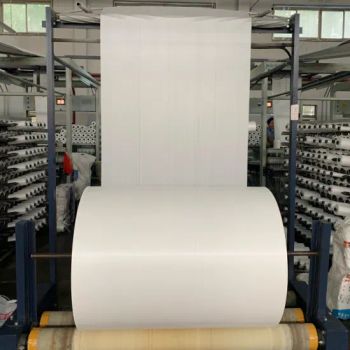 New Raw Material Colorful PP Woven Fabric Roll Shape Square Origin China Pattern Plain Trademark Yundu HS Code 63053300 Model NO. - ZIBO YUNDU PLASTIC PRODUCTS CO., LTD. - China