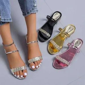 Fashion Women Shoes Big Size Latest Flat Sandals for Women and Ladies - Xiamen Elletop Import and Export Co., Ltd - China