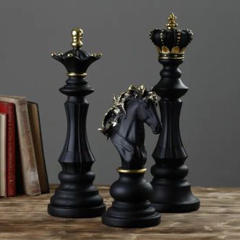 15 7inch Customized Resin Personalized Ornament King Queen Horse Desk Decor International Chess Sets - Xiamen Qlfamily Technology Co., Ltd. - China