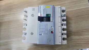 Residual Current Circuit Breaker, 4 Pole, 300 mA Pole 4 Pole Voltage 240V Brand Siemens Frequency 50Hz Mounting Din - Nehal Enterprises - India