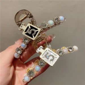 Luxury Number 5 Diamond Women Hair Claw Barrette Crab Shiny Bottle Large Hair Pins Bridal Trendy Elegant Accessories Hair Clips - Fujian Junqing Trade Co., Ltd. - China