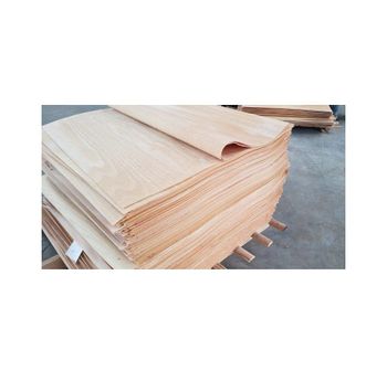 Rotary-cut beech veneer Sheets | Wholesale Supplier & Producer - Exigentelaxia Unipessoal Lda - Portugal