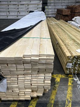 Pine Wood Grade 1/2 Condition Sawn Wood Type Scots Pine - Smart Agri GmbH - Germany