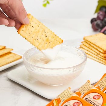 Factory Supply Low Price Cream Crackers Chia Seed Saltine Soda Cracker Biscuits - Beijing Meidan Food Co., Ltd. - China