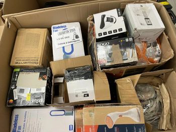 Liquidation Pallets Phone Chargers And Cables Wholesale Supply For Sale from MASI TRADING GMBH Liquidation Pallets Phone Chargers And Cables Wholesale Supply For Sale - MASI TRADING GMBH - Germany