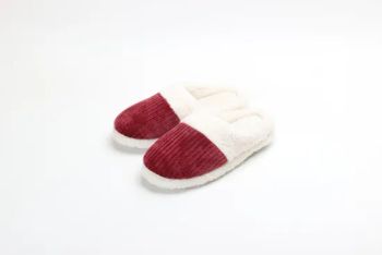 Shearling Scuff Fur Cashmere Indoor Slippers Bordeaux 3A313-01 - SST TRADING CO., LTD. - China