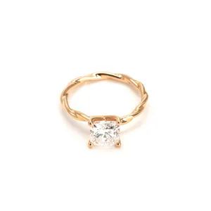Wholesale Gold Ring Princess Diamond Jewelry Fashion Wedding Ring Accessories - Henan Huanghe Whirlwind International Co., Ltd. - China