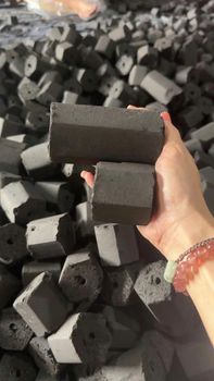 COCONUT CHARCOAL PELLETS Packaging carton 20 kg Ingredients 100% COCONUT CHARCOAL - CONG TY CP XNK TPNN TAN NGUYEN - Vietnam