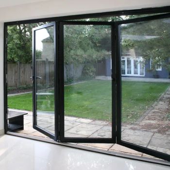 Thermal Break Aluminum Bifold Accordion Tempered Glass Bi Folding Doors - QINGDAO ROCKY GROUP CO., LTD - China